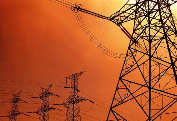伴隨著我國經濟發(fā)展步伐不斷加快，我國電力建設也得到迅速發(fā)展，電網系統運行電壓等級不斷提高，網絡規(guī)模不斷擴大，已形成六大跨省大型區(qū)域電網。隨著城鄉(xiāng)電氣化水平繼續(xù)提高，電力行業(yè)的投資前景仍可期