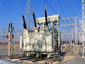 
                
	
                    
	近日，三亞首條配電網(wǎng)自動(dòng)化線路10千伏國稅I線通電投入使用，標(biāo)志著三亞配電網(wǎng)正式步入智能化時(shí)代。據(jù)悉，在兩年內(nèi)，三亞配電自動(dòng)化網(wǎng)絡(luò)將實(shí)現(xiàn)全覆蓋