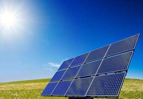 
                
	
                    
	日前，權(quán)威消息稱，截至日前，江蘇省“十三五”800萬千瓦的光伏發(fā)電裝機(jī)目標(biāo)已經(jīng)完成，江蘇正在向光伏發(fā)電裝機(jī)達(dá)到1000萬千瓦的目標(biāo)努力。

	

	江蘇的光伏產(chǎn)業(yè)領(lǐng)先全國