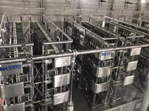 
                
	
                    
	12月19日，世界上電壓等級最高、容量最大的江蘇蘇州南部電網500kV統一潮流控制器(UPFC)科技示范工程正式投運，在世界范圍內首次實現500kV電網電能流向的靈活、精準控制，最大可提升蘇州電網電能消納能力約130萬kW。

	

	國網江蘇省電力有限公司總工程師陳剛介紹，我國是世界上首個掌握500kV UPFC成套設備技術的國家