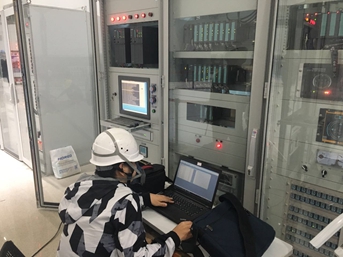 
                
	
                    
	海南省內首座抽水蓄能電站于日前正式建成，預計本月23日正式商業(yè)投產運營。南方電網調峰調頻發(fā)電公司海南瓊中抽水蓄能電站是海南省第一個抽水蓄能電站，該電站的投產對海南省經濟社會可持續(xù)發(fā)展與生態(tài)環(huán)境建設都具有重要意義