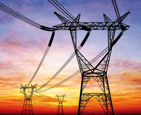 日前，國(guó)家電網(wǎng)長(zhǎng)沙供電公司啟動(dòng)了“長(zhǎng)沙市電網(wǎng)供電能力提升三年行動(dòng)計(jì)劃”(下文簡(jiǎn)稱(chēng)“三年行動(dòng)”)和電網(wǎng)建設(shè)“630攻堅(jiān)”活動(dòng)，計(jì)劃明年上半年長(zhǎng)沙電網(wǎng)完成電網(wǎng)投資超15億；到2020年，滿(mǎn)足1000萬(wàn)千瓦負(fù)荷下安全供用電需求……

	

	據(jù)日前正式啟動(dòng)的“三年行動(dòng)”計(jì)劃，2018年至2020年，長(zhǎng)沙將建