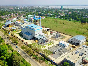 
                
	
                    
	近日，由中國電建總承包的緬甸仰光達吉達110兆瓦聯(lián)合循環(huán)燃機電站一期項目并網(wǎng)發(fā)電，機組順利進入全面帶負荷試運行，受到緬甸政府及業(yè)主各方的高度稱贊。

	

	據(jù)悉，該聯(lián)合循環(huán)燃機電站項目是緬甸新政府與中國簽訂的首個能源工程項目，總裝機容量為500兆瓦，其中一期工程額定裝機容量110兆瓦，采用技術(shù)先進的GE 6FA燃機，項目建成后將成為仰光地區(qū)的主力發(fā)電廠和緬甸發(fā)電效率最高的發(fā)電機組，為仰光地區(qū)提供年均72億度的電力供應(yīng)，將