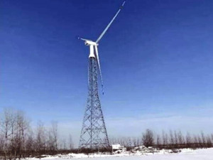 
                
	
                    
	1月25日，中人能源首臺桁架式風力發(fā)電機組正式并網(wǎng)發(fā)電，迎來了2018開門紅。恰逢項目現(xiàn)場白雪皚皚，銀裝素裹，昭示著今年必將是充滿收獲的一年