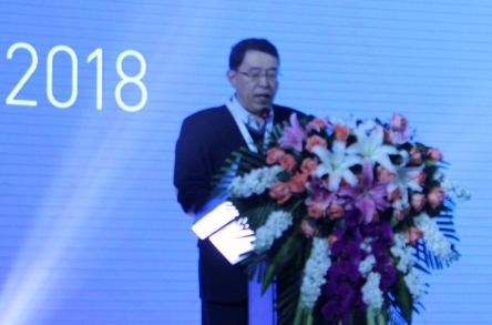 
			              為助力中國儲能企業(yè)與國際接軌，同時(shí)致力于推動中國儲能產(chǎn)業(yè)機(jī)制的建立，實(shí)現(xiàn)儲能技術(shù)商業(yè)化，中關(guān)村儲能產(chǎn)業(yè)技術(shù)聯(lián)盟舉辦的“儲能國際峰會暨展覽會2018(ESIE 2018)”于2018年4月2-4日在北京國家會議中心舉行。中國能源研究會常務(wù)副理事長史玉波在2018年儲能國際峰會上發(fā)表致辭，速記內(nèi)容如下：

尊敬的各位來賓，女士們、先生們：
大家上午好!
很高興與大家相聚在“儲能國際峰會暨展覽會2018”，共同就儲能技術(shù)和產(chǎn)業(yè)發(fā)