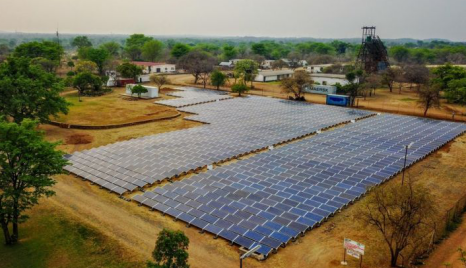 
	中國(guó)儲(chǔ)能網(wǎng)訊：如今，微電網(wǎng)的投資正在增加，作為向電網(wǎng)覆蓋范圍之外的客戶提供清潔、可靠和負(fù)擔(dān)得起的電力基礎(chǔ)設(shè)施，遠(yuǎn)程微電網(wǎng)終于開(kāi)始引起人們的關(guān)注。


	


	隨著早期階段的私有投資開(kāi)始流入這個(gè)空間，投資者需要避開(kāi)不可避免的炒作和失望周期，并重新調(diào)整他們的期望，讓他們看到微型電網(wǎng)的真正意義，那就是建立長(zhǎng)期的基礎(chǔ)設(shè)施項(xiàng)目