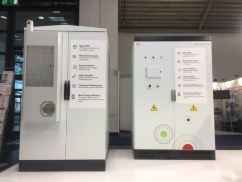 
	據(jù)外媒報(bào)道，新能源領(lǐng)軍企業(yè)比亞迪攜兩款新能源存儲產(chǎn)品：商用儲能產(chǎn)品——模塊化戶外儲能系統(tǒng)（Modular Outdoor ESS）及家庭儲能產(chǎn)品Mini ES系列亮相德國慕尼黑國際太陽能技術(shù)博覽會（Intersolar Europe 2018）。


	比亞迪電動客車和云軌的新聞時(shí)有傳出，但太陽能項(xiàng)目的相關(guān)新聞只是偶爾流出