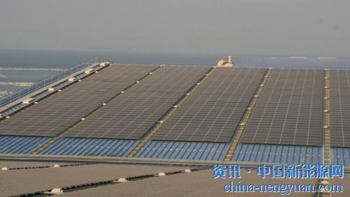                                                                                                                                                                     
	　　如果說，光伏行業(yè)的龍頭企業(yè)已經(jīng)從“5·31新政”帶來的陣痛中慢慢恢復，那么無奈、茫然、恐慌、絕望……這些負面