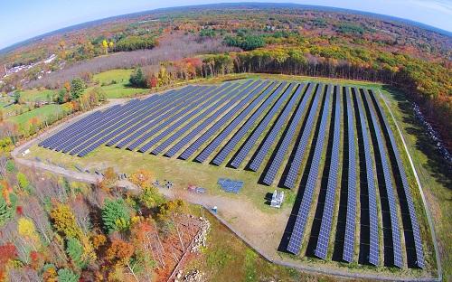 
	中國儲能網(wǎng)訊：美國市場研究機構(gòu)Navigant Research的一份新報告研究了企業(yè)作為買家從公用事業(yè)規(guī)模的場外可再生能源（ORE）項目采購可再生能源的全球市場發(fā)展情況。



	報告中認為，到2027年，全球企業(yè)對公共事業(yè)規(guī)模的場外可再生能源采購量將達到156億美元