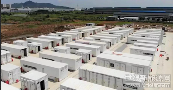 隨著氣溫一天天升高

江蘇各地均開(kāi)啟了“燒烤模式”

小伙伴們?cè)诩铱照{(diào)全開(kāi)

電網(wǎng)的用電負(fù)荷也與日俱增

2017年夏天，江蘇電網(wǎng)最高用電負(fù)荷已達(dá)到1.02億千瓦，超過(guò)德國(guó)、韓國(guó)等國(guó)的最高用電負(fù)荷。

據(jù)預(yù)測(cè)，今夏江蘇最高負(fù)荷將再增長(zhǎng)10％，達(dá)到1.12億千瓦！

我們都知道，電是即發(fā)即用的