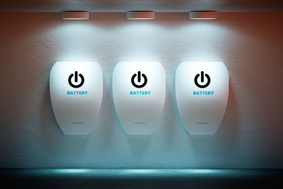 
	中國(guó)儲(chǔ)能網(wǎng)訊：儲(chǔ)能（電池和其他儲(chǔ)存電力的方式，如抽水蓄能、壓縮空氣儲(chǔ)能或熔鹽儲(chǔ)能）通常被譽(yù)為一種“綠色”能源技術(shù)，這是實(shí)現(xiàn)更多可再生能源和減少溫室氣體排放的關(guān)鍵。


	但儲(chǔ)能也有一個(gè)“秘密”，那就是有可能碳排放量更高