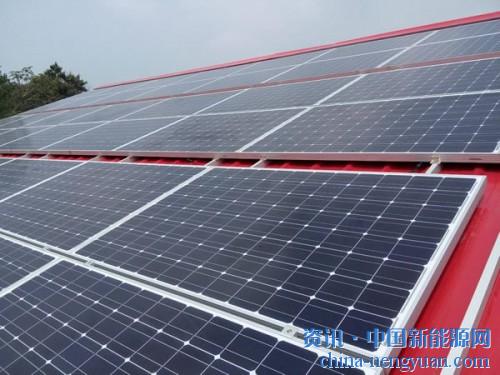                                                                                                                                                                     
	　　上帝關(guān)上一扇門的同時(shí)，也會(huì)打開(kāi)一扇窗。近日，深圳和東莞兩則促進(jìn)分布式光伏發(fā)展的地方政策打破了后5.31時(shí)期光伏產(chǎn)業(yè)的集體沉默