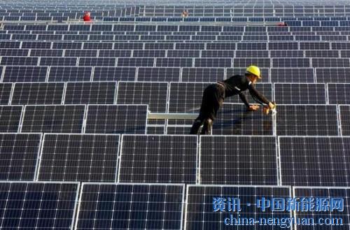                                                                                                                                                                     
	　　PV InfoLink的消息顯示，7月30日晚，印度財政部稅務(wù)局正式宣布：根據(jù)印度貿(mào)易救濟總局（DGTR）提出的最終建議，自7月30日開始對中國、馬來西亞及其他已開發(fā)國家的太