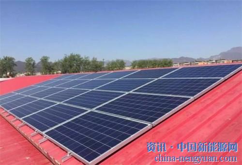                                                                                                                                                                     
	　　“村里建起了扶貧光伏發(fā)電站，今后，俺家每年都能有3000元左右收入。”近日，拿到第一筆光伏扶貧項(xiàng)目收益后，魏縣西野馬村村民劉祥高興地說