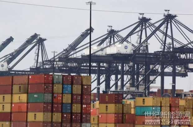  美國接受了中國提出的、就美國向從中國進口的太陽能電池和組件征收30％進口關稅以及可再生能源補貼問題進行磋商的申請。



兩個全球大國之間的貿易戰(zhàn)愈演愈烈