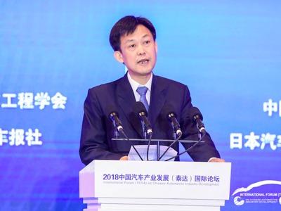 
	中國(guó)儲(chǔ)能網(wǎng)訊：9月1日，在2018中國(guó)汽車產(chǎn)業(yè)發(fā)展（泰達(dá)）國(guó)際論壇開幕式上，工業(yè)和信息化部裝備工業(yè)司副司長(zhǎng)瞿國(guó)春透露，“為了深入做好雙積分制度的實(shí)施工作，切實(shí)加強(qiáng)政策實(shí)施情況的監(jiān)督管理，工信部將明確下一階段積分管理制度，新能源汽車積分技術(shù)指標(biāo)等內(nèi)容，為行業(yè)企業(yè)提供穩(wěn)定的發(fā)展預(yù)期。”


	



	據(jù)了解，7月2日，中國(guó)乘用車企業(yè)平均燃料消耗量與新能源汽車積分管理平臺(tái)正式上線，乘用車企業(yè)“雙積分”交易正式啟動(dòng)