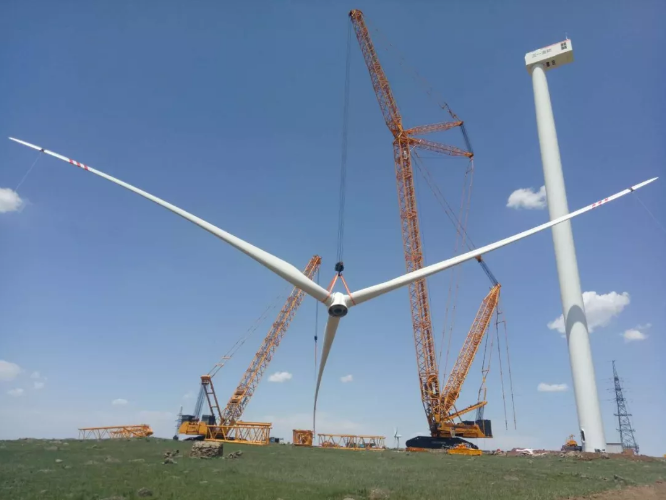                        河北省承德市百萬千瓦風電基地二期項目是國家能源局批復的重點風電基地項目，主要位于承德市北部，地處京津冀地區(qū)上風向，總體規(guī)劃容量2017年調(diào)整后為287.61萬千瓦，該項目本是為了增加華北地區(qū)清潔能源供應(yīng)、減少大氣污染物排放的利國利民重要舉措，也是為了落實國發(fā)[2013]37號)文件即《國務(wù)院關(guān)于印發(fā)大氣污染防治行動計劃的通知》中“降低京津冀地區(qū)細顆粒物濃度要求”的重點項目。  如今這一重點項目本已完成了絕大部分投資建設(shè)、即將并網(wǎng)發(fā)電之際，卻