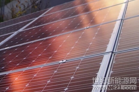  中城銀信查閱相關(guān)數(shù)據(jù)獲悉，全國既有建筑面積超過400億平方米，其中，工業(yè)建筑占15%，住宅建筑占70%，公共建筑占15%。公共建筑大部分屬于商業(yè)建筑