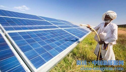                                                                                                                                                                     
	　　根據(jù)Mercom India Research最新發(fā)布的2018年第二季度印度光伏市場更新報告，2018年第二季度印度的光伏裝機處于2017年第一季度以來的最低水平，為1,5