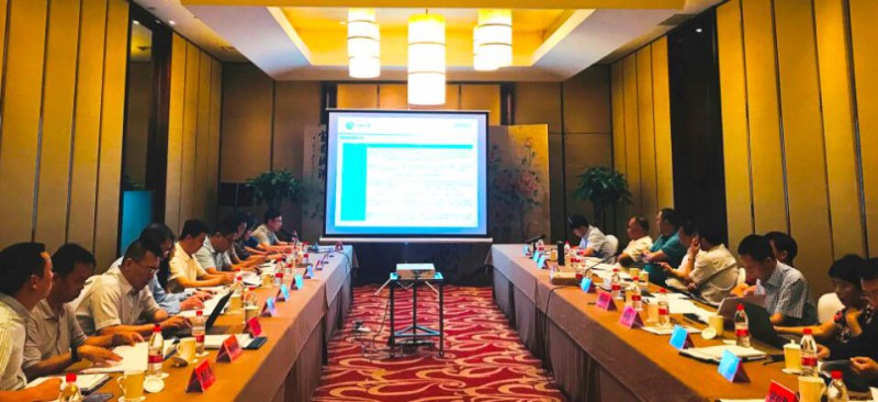 　　2018年9月7日，中國電力建設(shè)股份有限公司在北京組織召開了《國際工程新能源發(fā)電技術(shù)標(biāo)準(zhǔn)應(yīng)用研究》課題驗(yàn)收會(huì)。會(huì)議由中國電力建設(shè)股份有限公司科技部副主任黃曉輝主持，參加會(huì)議的有中國電力建設(shè)股份有限公司、中國水利水電科學(xué)研究院、清華大學(xué)、中國電力企業(yè)聯(lián)合會(huì)、中國電建集團(tuán)華東院、西北院、昆明院、中南院、水電水利規(guī)劃設(shè)計(jì)設(shè)計(jì)總院等單位的專家和代表，會(huì)議成立了驗(yàn)收專家組，中國電力建設(shè)股份有限公司總工程師周建平擔(dān)任專家組組長(zhǎng)