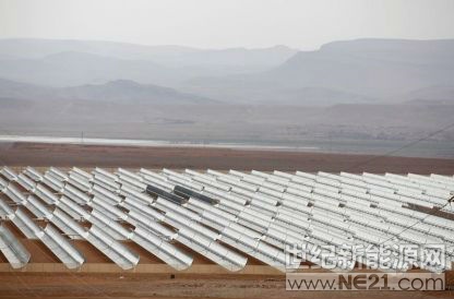 
 
位于撒哈拉沙漠附近的摩洛哥城市瓦爾扎扎特的太陽(yáng)能發(fā)電場(chǎng)（美國(guó)石英財(cái)經(jīng)網(wǎng)站）

參考消息網(wǎng)9月16日?qǐng)?bào)道 英媒稱，科學(xué)家研究顯示，大型風(fēng)能和太陽(yáng)能發(fā)電廠可能增加撒哈拉沙漠的降雨量。

據(jù)英國(guó)湯森路透基金會(huì)網(wǎng)站13日?qǐng)?bào)道，在撒哈拉沙漠地區(qū)與反復(fù)出現(xiàn)的旱情導(dǎo)致的普遍饑荒作斗爭(zhēng)之際，感到“震驚”的科學(xué)家們說，大型風(fēng)能和太陽(yáng)能發(fā)電廠可能令撒哈拉沙漠的降雨量增加一倍多