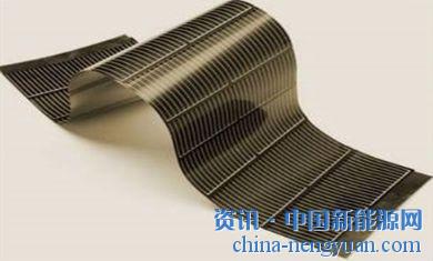                                                                                                                                                                     
	　　受到“531新政”的影響，資本市場似乎已不像往常那般對光伏產(chǎn)業(yè)偏愛有加。不過，日前H股上市公司——漢能薄膜發(fā)電“實