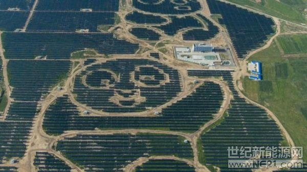  英媒稱，目前，全世界有若干大型光伏電站正在建設(shè)中，很多在印度。隨著竣工日益臨近，各國(guó)將競(jìng)逐“世界最大光伏基地”的稱號(hào)