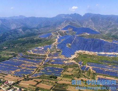                                                                                                                                                                     
	　　電是人們生活中必不可少的能源，但是隨著人們用電量的不斷增加，如何更合理的發(fā)電，用更環(huán)保的方式發(fā)電成為人們需要考慮的問(wèn)題。

	　　在我國(guó)中西部地區(qū)分布著許多發(fā)電站，其中最有特