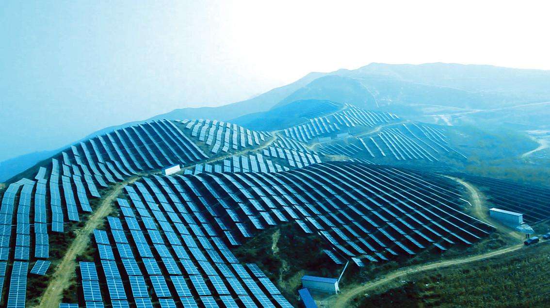 10月16日，鹽城人民政府公布的數(shù)據(jù)顯示，1－9月份，鹽城市新能源裝機容量達624．45萬千瓦，占全省新能源裝機容量28．46%。其中，光伏裝機容量176．29萬千瓦，占全省光伏裝機的14．25%