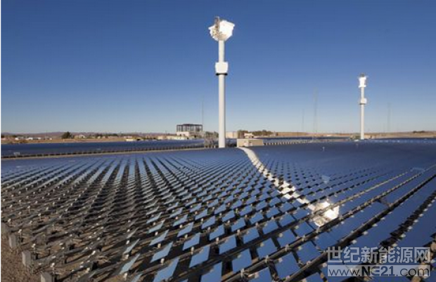 中國(guó)未來(lái)能源供應(yīng)結(jié)構(gòu)正逐步由以煤炭石油為主的化石能源向非化石能源轉(zhuǎn)變，國(guó)內(nèi)可再生能源的使用比例將在2050年大幅度提升。



18日，在2018國(guó)際能源變革論壇上國(guó)家發(fā)改委能源研究所副所長(zhǎng)王仲穎發(fā)布了《中國(guó)可再生能源展望》，報(bào)告指出，中國(guó)化石能源消費(fèi)總量將在2020年達(dá)峰，2035年之前穩(wěn)步下降