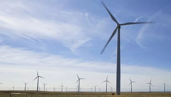                        “不管你愿不愿意，風(fēng)電的平價(jià)時(shí)代已經(jīng)到來?！?nbsp;10月17日-20日，在北京舉辦的2018國際風(fēng)能大會(huì)上，所有論壇的議題都繞不開“平價(jià)上網(wǎng)”這個(gè)大語境